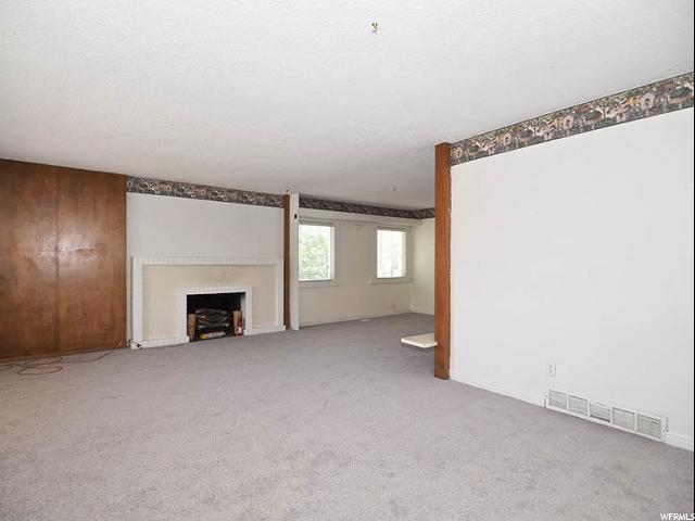 8306 W WESTERN DR, Magna, UT 84044