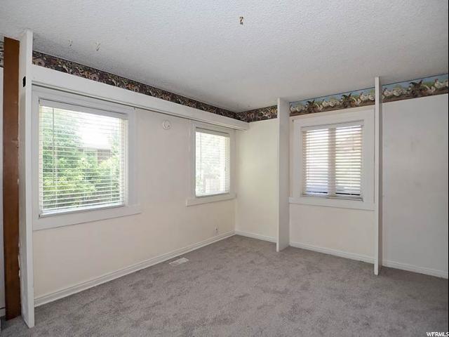 8306 W WESTERN DR, Magna, UT 84044