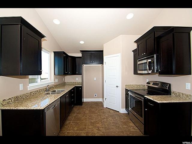 3139 S DEER CANYON DR W, Saratoga Springs, UT 84045