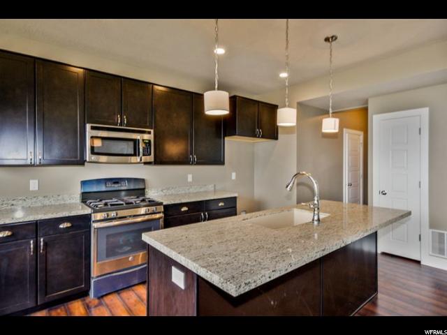 2334 S CHIP SHOT LOOP DR E, Saratoga Springs, UT 84045