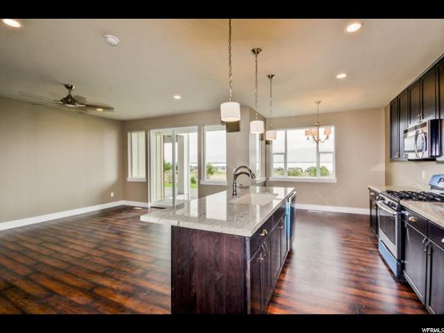 67 E CHIP SHOT LOOP DR S, Saratoga Springs, UT 84045
