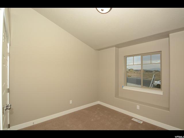 411 S SANDPIPER LN, Saratoga Springs, UT 84045