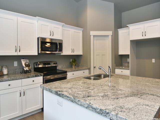 638 W DEER CANYON DR S, Saratoga Springs, UT 84045