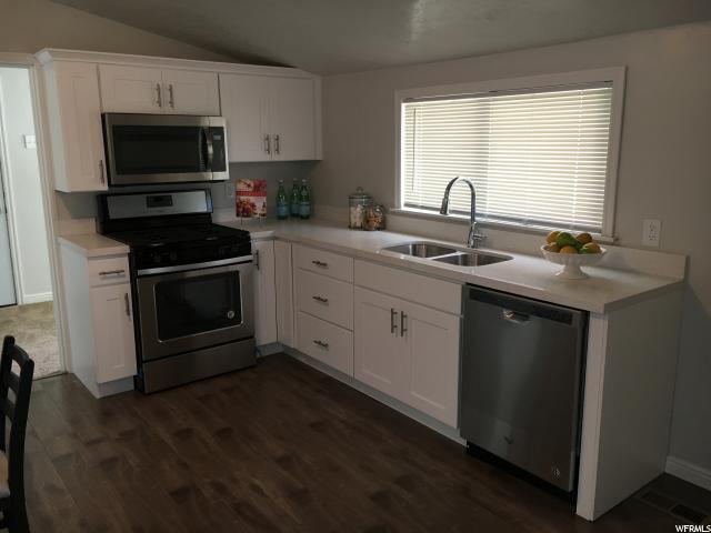 596 W 5TH AVE, Midvale, UT 84047