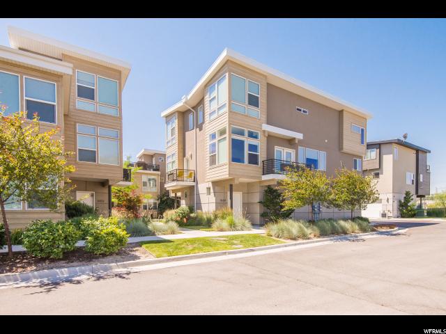 1065 W Rooftop Dr, Midvale, UT 84047