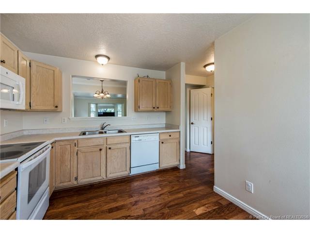 886 E Hamlet Circle North, Midway, UT 84049