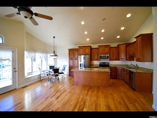 669 S EDGEWOOD DR, North Salt Lake, UT 84054