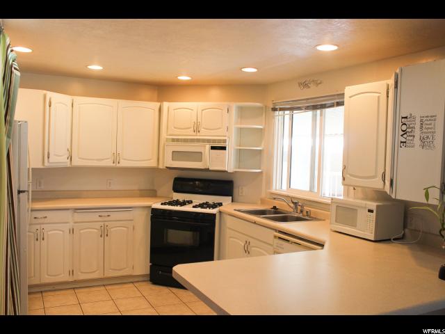 142 S NIMUE CIR W, North Salt Lake, UT 84054