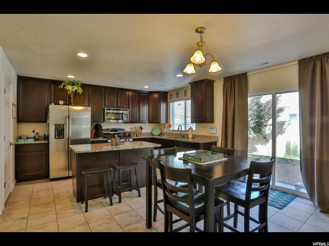 1005 W STONEHAVEN DR, North Salt Lake, UT 84054