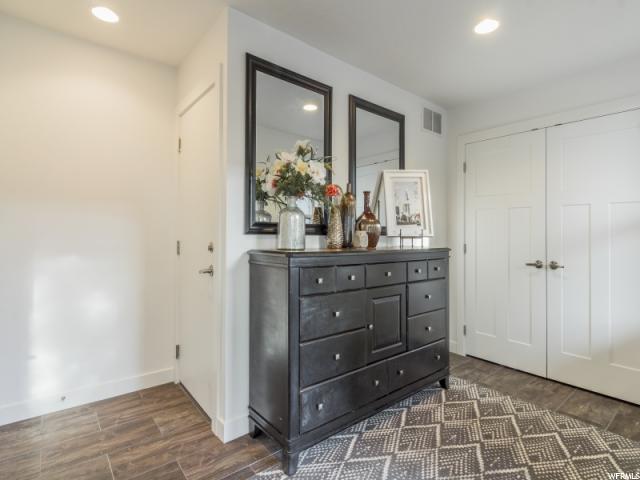72 NORTH TOWNE LN, North Salt Lake, UT 84054