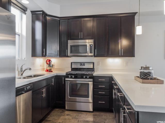 72 NORTH TOWNE LN, North Salt Lake, UT 84054