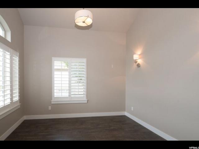 697 S EAGLE PASS, North Salt Lake, UT 84054