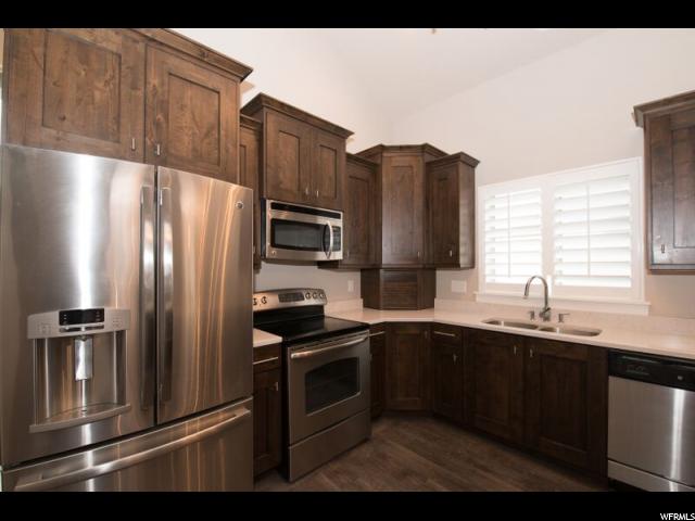 697 S EAGLE PASS, North Salt Lake, UT 84054