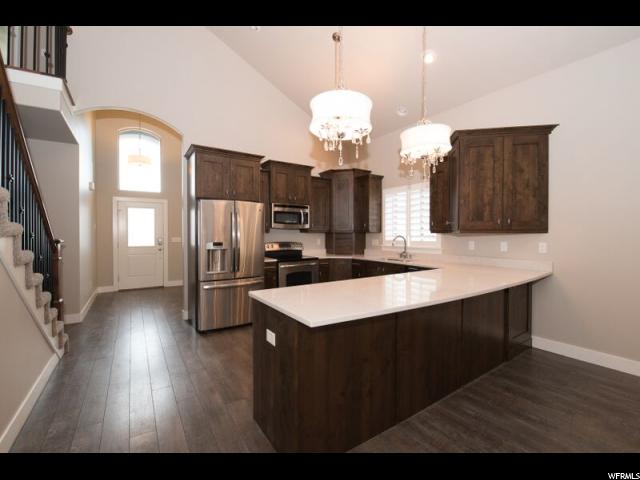 697 S EAGLE PASS, North Salt Lake, UT 84054