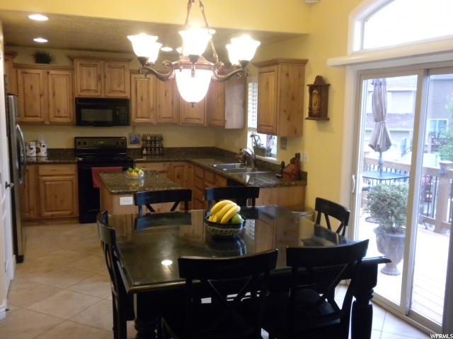 229 N ORCHARD DR, North Salt Lake, UT 84054