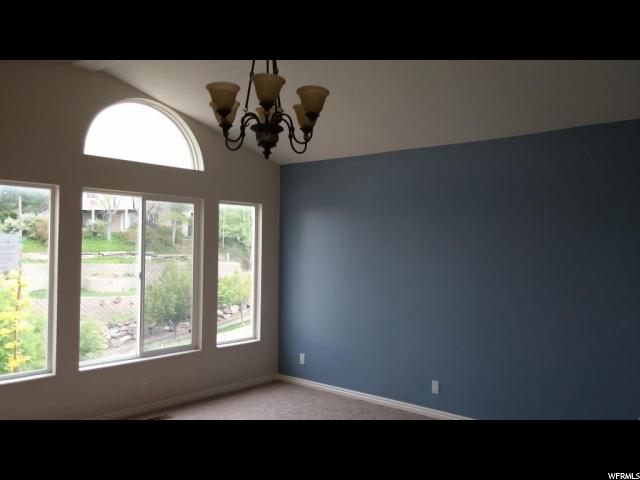 568 SCENIC HILLS DR, North Salt Lake, UT 84054