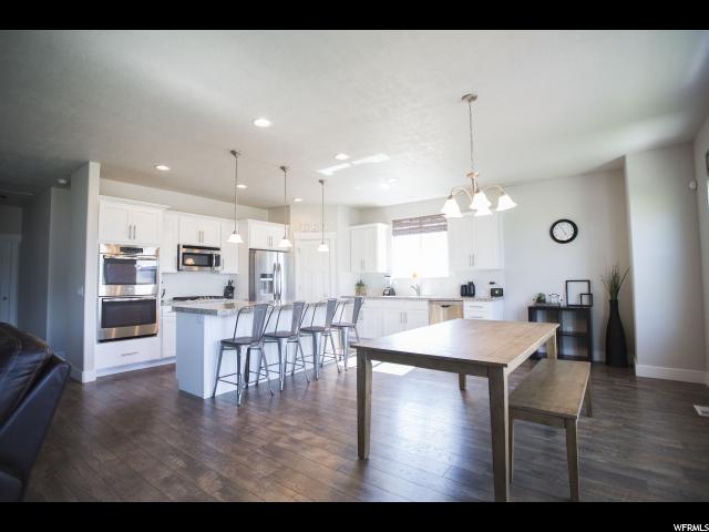 99 E SILVER OAK RD S, Vineyard, UT 84058