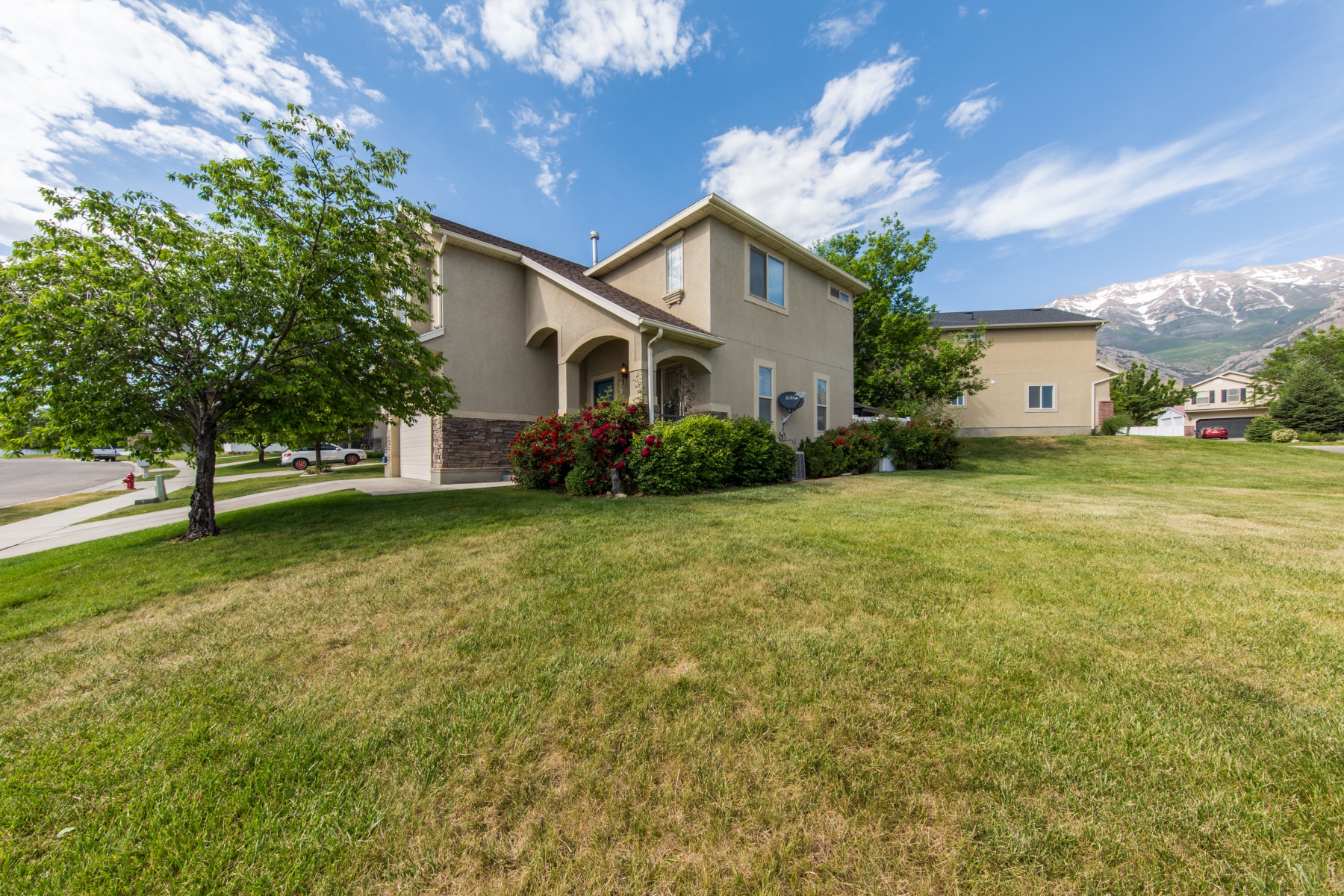 729 S Apple Grove Ln, Pleasant Grove, UT 84062