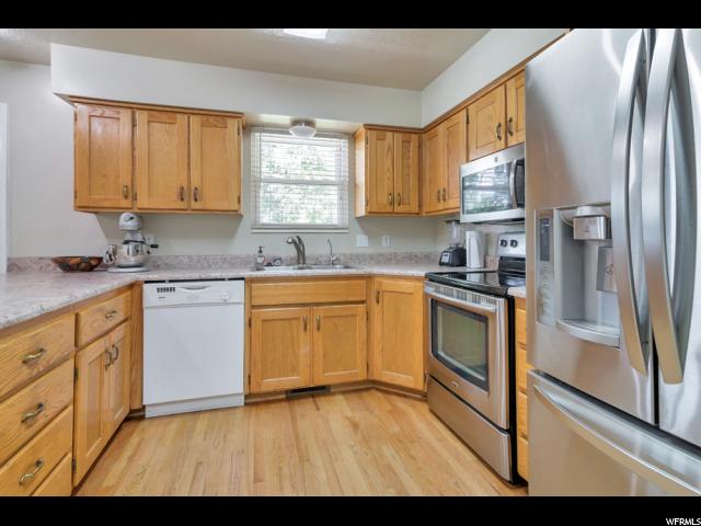 950 S 1600 E, Pleasant Grove, UT 84062