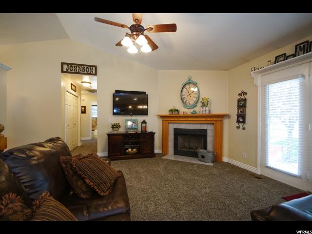 1045 E 1010 N, Pleasant Grove, UT 84062