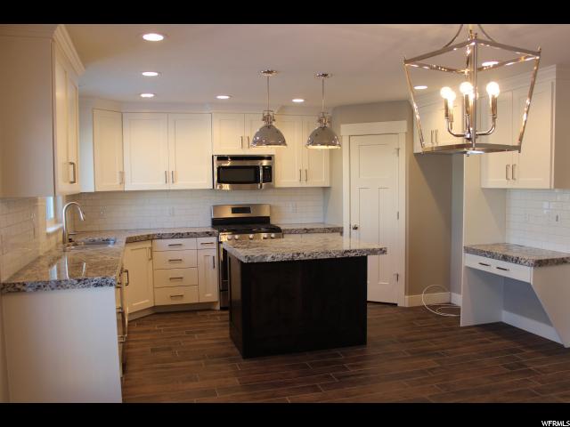 273 S LOADER AVE E, Pleasant Grove, UT 84062