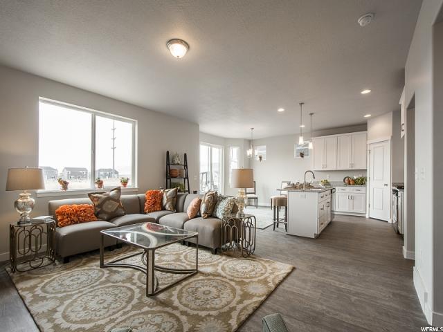 989 W MCKENNA RD S, Bluffdale, UT 84065