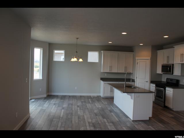 1119 W COYOTE GULCH WAY S, Bluffdale, UT 84065