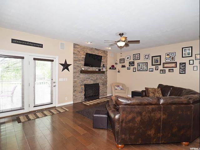 12063 S MOONWALK CIR, Riverton, UT 84065