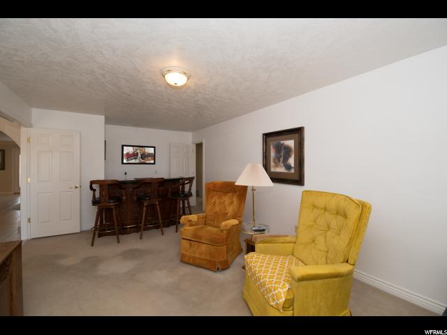 869 CANYON VIEW Dr, Roosevelt, UT 84066