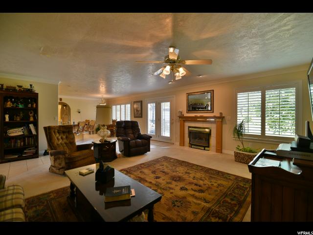 869 CANYON VIEW Dr, Roosevelt, UT 84066