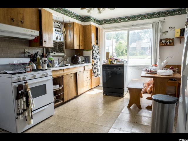 5683 S 2700 W, Roy, UT 84067