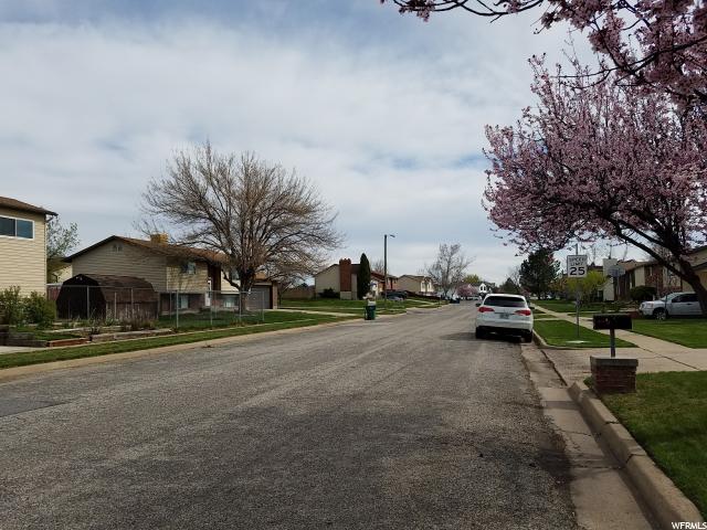 5631 S 4050 W, Roy, UT 84067