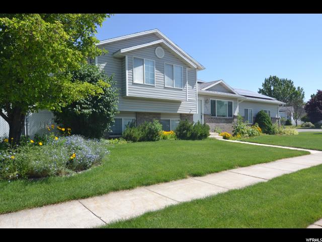 2806 W 4200 S, Roy, UT 84067