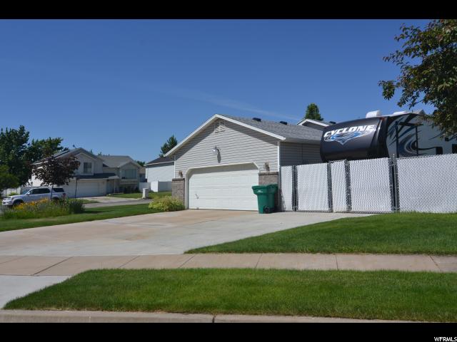 2806 W 4200 S, Roy, UT 84067