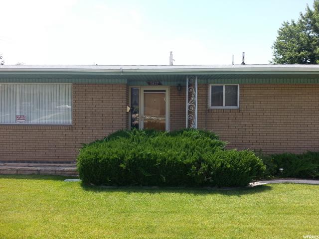 5827 S 2000 W, Roy, UT 84067