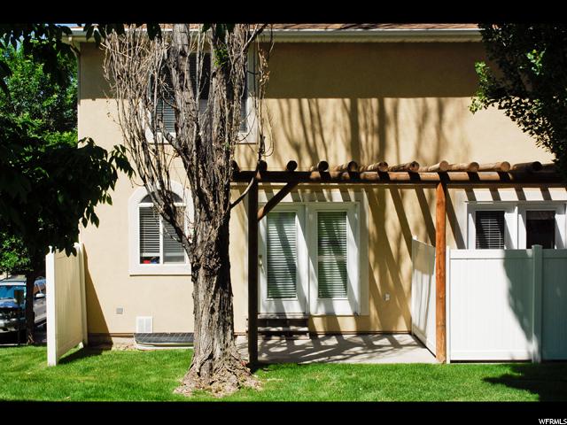 9515 S FAIRWAY VIEW DR W, Sandy, UT 84070