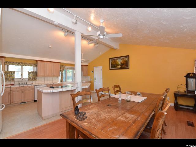 209 E HOLLOW BEND DR S, Sandy, UT 84070