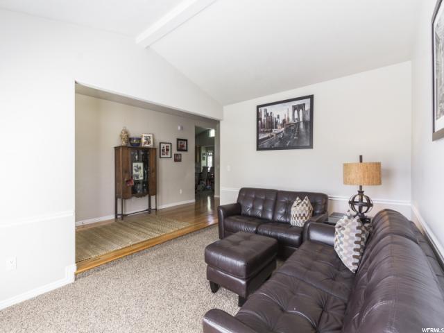8424 S SANDY OAKS DR E, Sandy, UT 84070