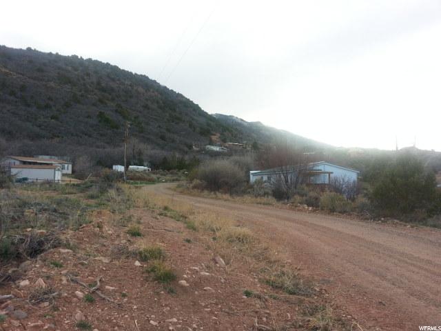 1041 LEWIS DR, Tabiona, UT 84072