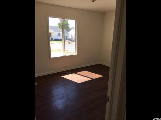 414 N PARKWAY AVE, Tooele, UT 84074