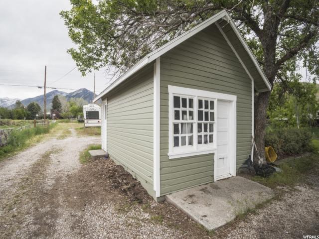 325 S Main St E, Tooele, UT 84074