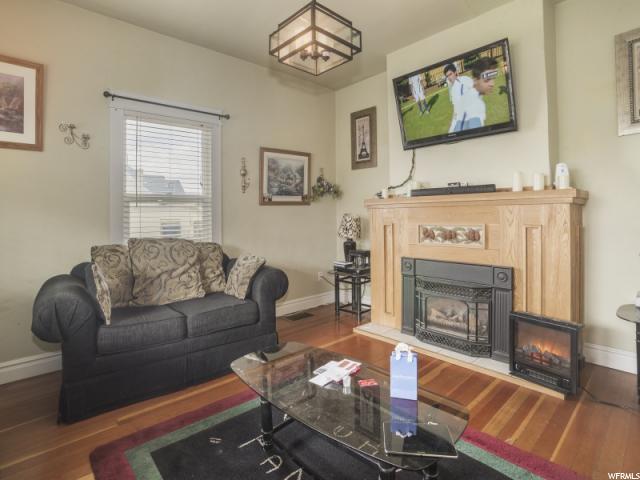 325 S Main St E, Tooele, UT 84074