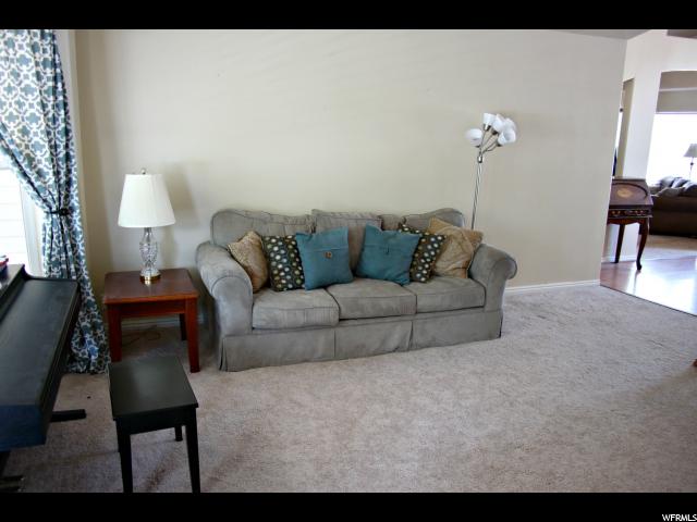 843 E CEDARVIEW CIR N, Tooele, UT 84074