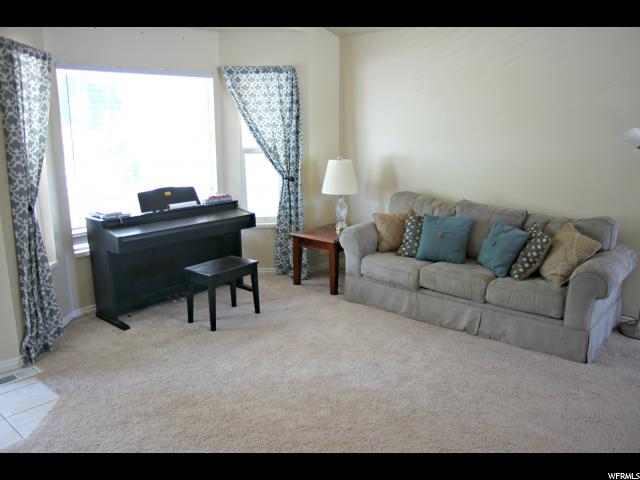 843 E CEDARVIEW CIR N, Tooele, UT 84074