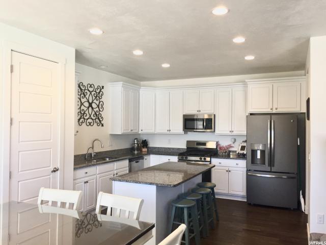286 E Rockwood Way, Stansbury Park, UT 84074