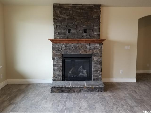 608 QUAIL CIR, Tooele, UT 84074