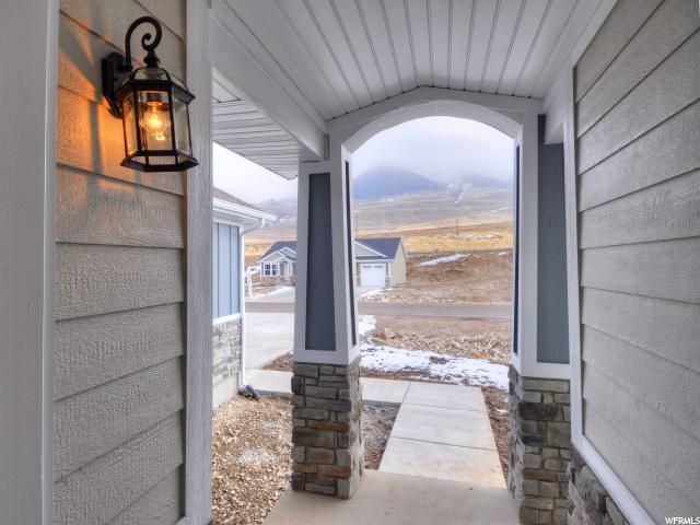 7773 N COBBLEROCK RD E, Lake Point, UT 84074