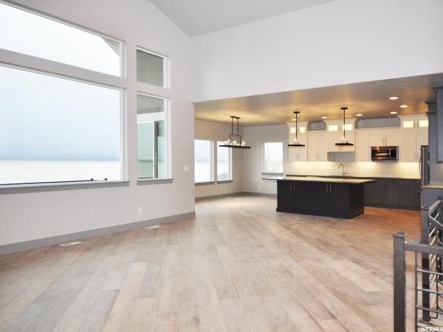 7827 N COBBLEROCK RD E, Lake Point, UT 84074