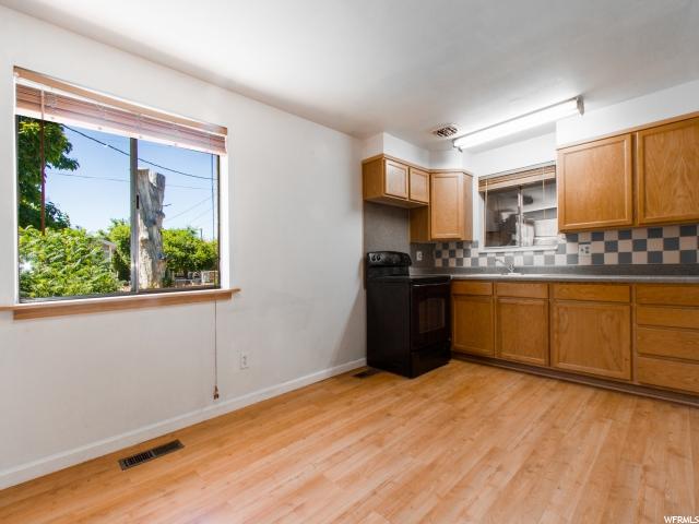 1450 S Melanie Ln W, Syracuse, UT 84075