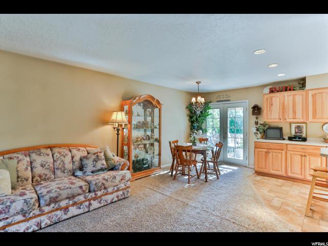 2154 S 3400 St W, Syracuse, UT 84075